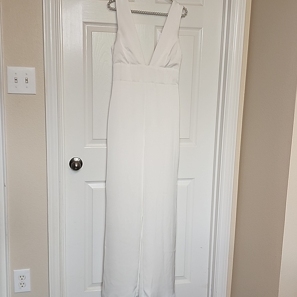 Lulus Ultimate Allure Ivory Satin Wide Leg Sleevless Plung V-Neck Jumpsuit - Picture 3 of 16